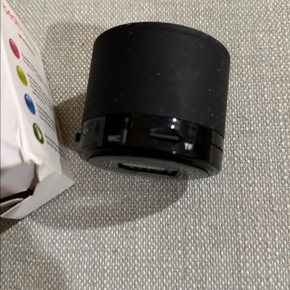 Beatbox Bluetooth. Beats .by Dr. Dre.Monster. Original packing/cable manual. - Picture 3 of 14